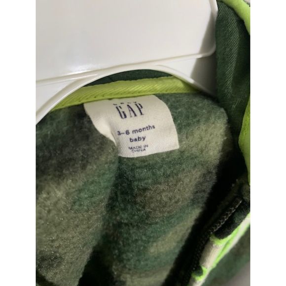 Baby First Favorites GAP Logo One-Piece Fleece 3-6 Months - Picture 3 of 3